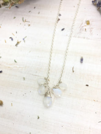 Artisan Sterling Silver Pear Rainbow Moonstone Necklace 20" chain