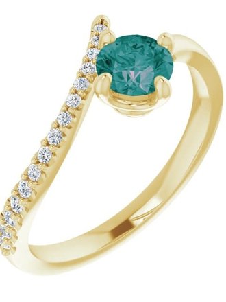 14KY 5mm lab-grown Alexandrite 1/10 CTW diamond size 7 3/4
