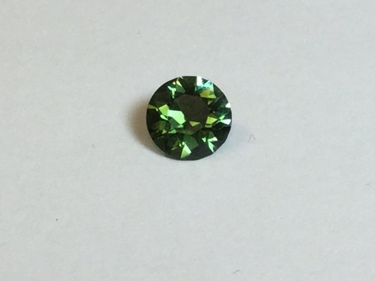 1.10 ct Tourmaline Green 7mm round gemstone