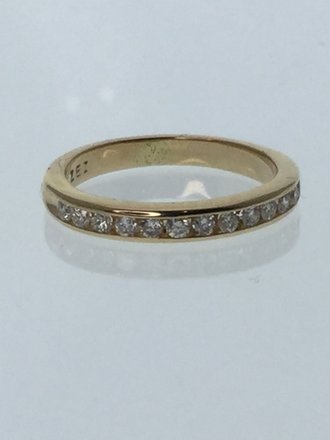 14K Yellow .28 ctw Dianmond Band - Size 5 14K Yellow .28 ctw Dianmond Band - Size 5