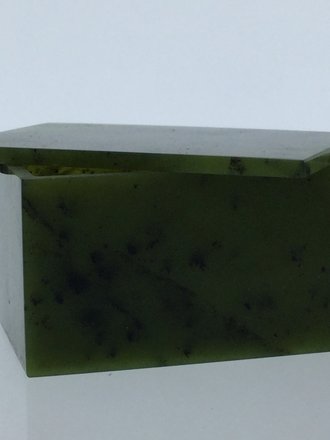 Nephrite jade jewelry box 3 x 1.5 x 2 in.