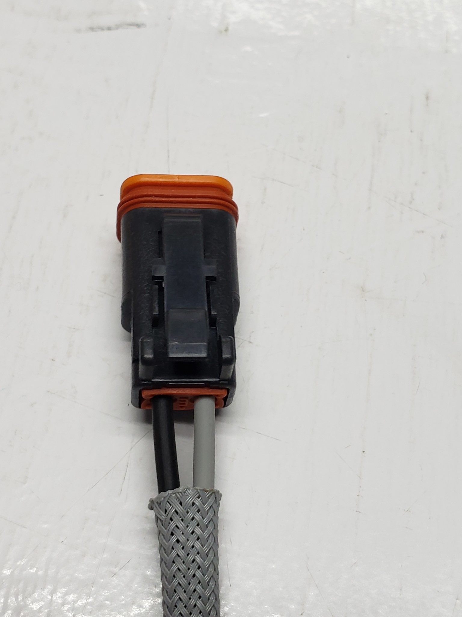 PLUG CONNECTOR VOLVO VISOR MARKER LIGHT