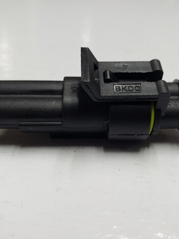 PLUG MALE/FEMALE SET 2 WAY WIRE - BLACK