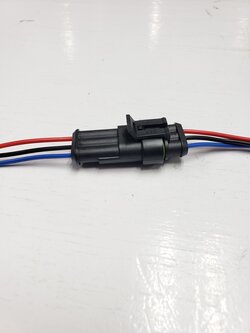 PLUG MALE/FEMALE SET 3 WAY WIRE - BLACK