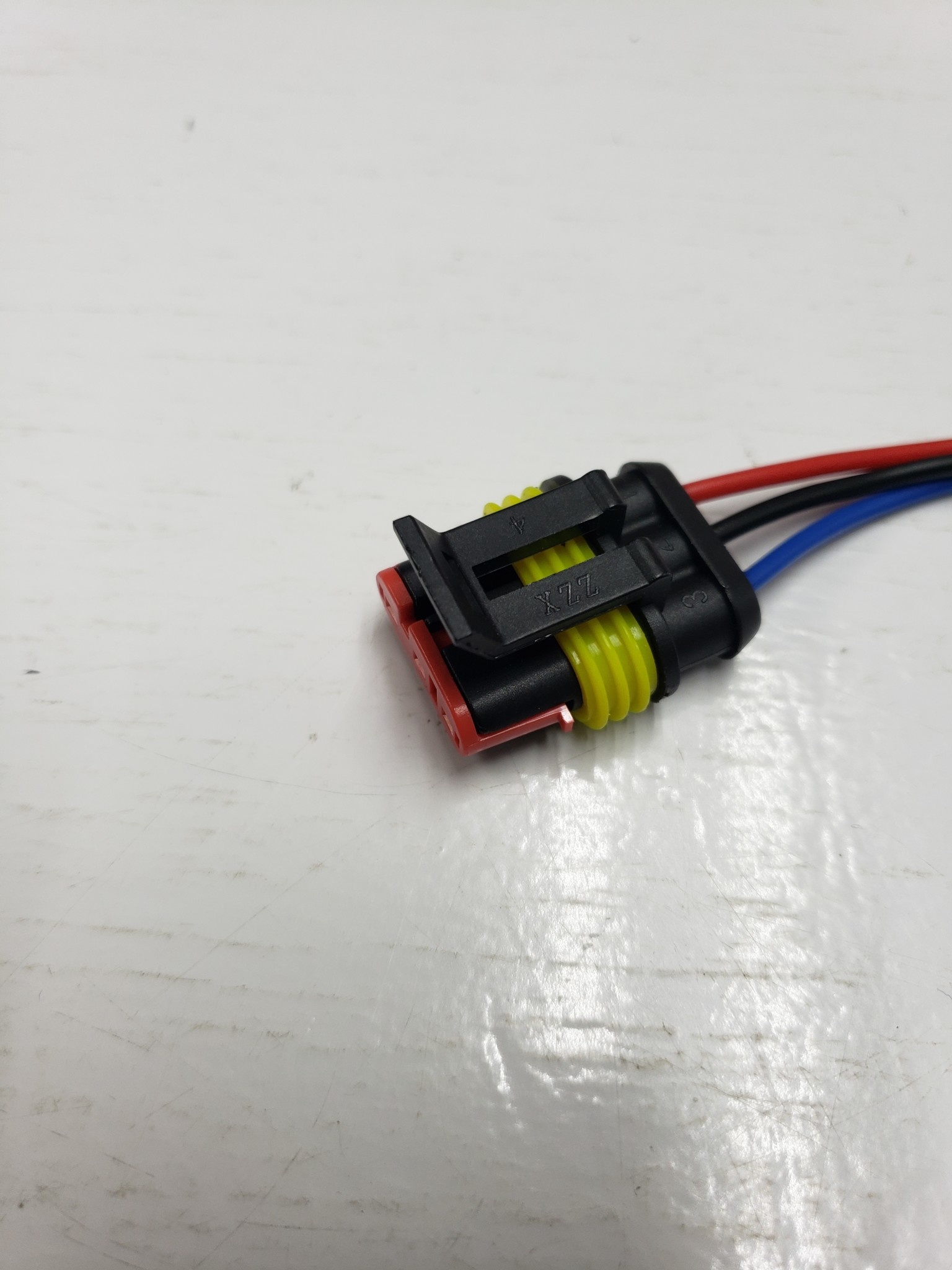 PLUG MALE/FEMALE SET 3 WAY WIRE - BLACK