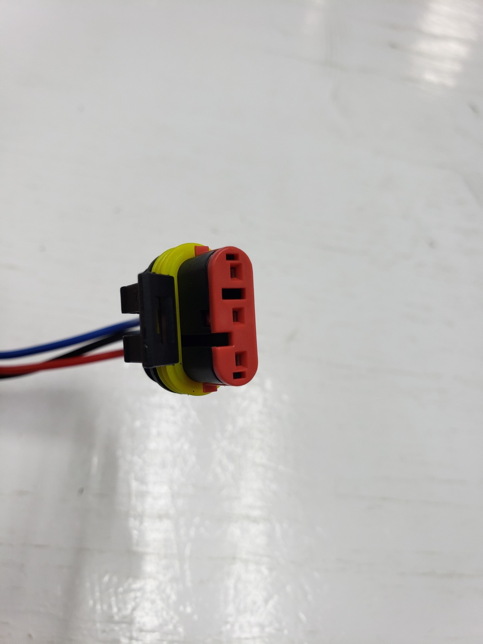 PLUG MALE/FEMALE SET 3 WAY WIRE - BLACK