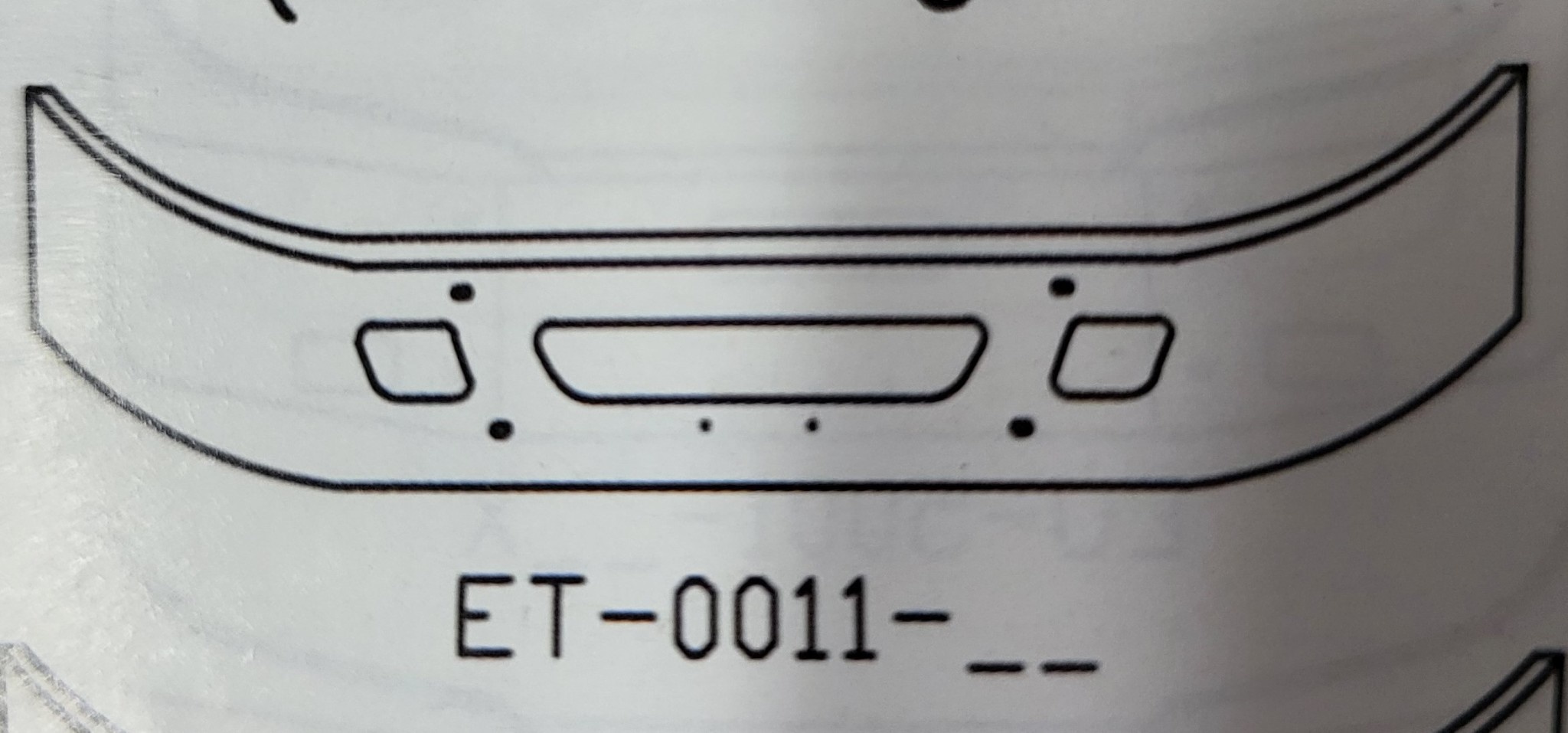 VALLEY CHROME BUMPER IHC 4300 DT466 VENT & TOW HOLES 20'' S/S
