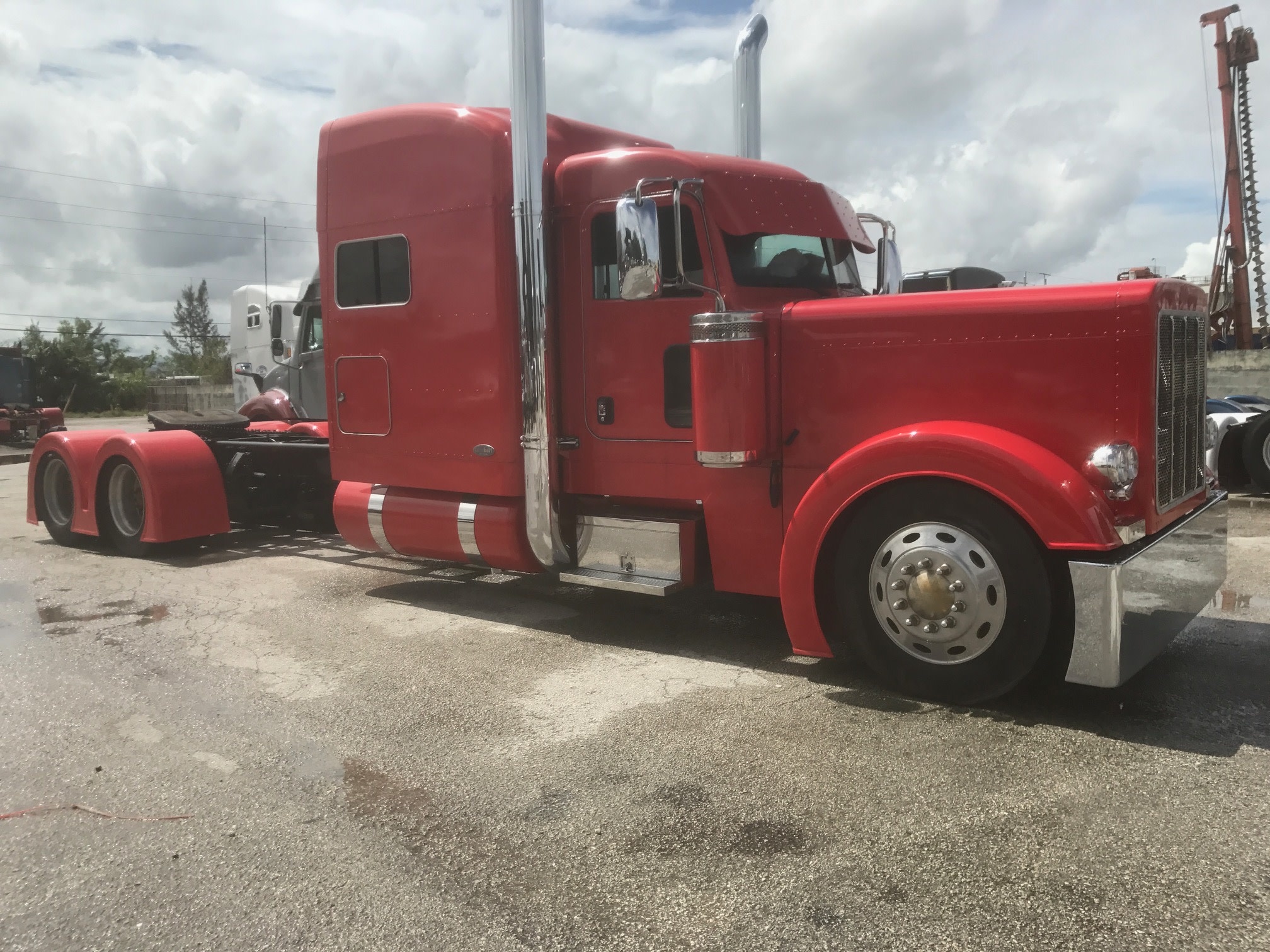 HOOD FENDER FIBERGLASS SET PB 379 7" WIDE