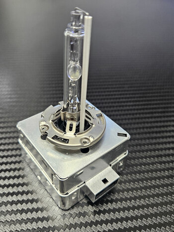 BULB WITH BALLAST  HID D1C / D1S / DS1/ 6000K FOR KW T660 - SOLD BY PAIR