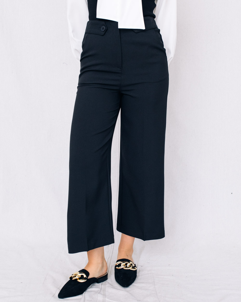 Old Money Double Button Wide Trousers - MAVEN