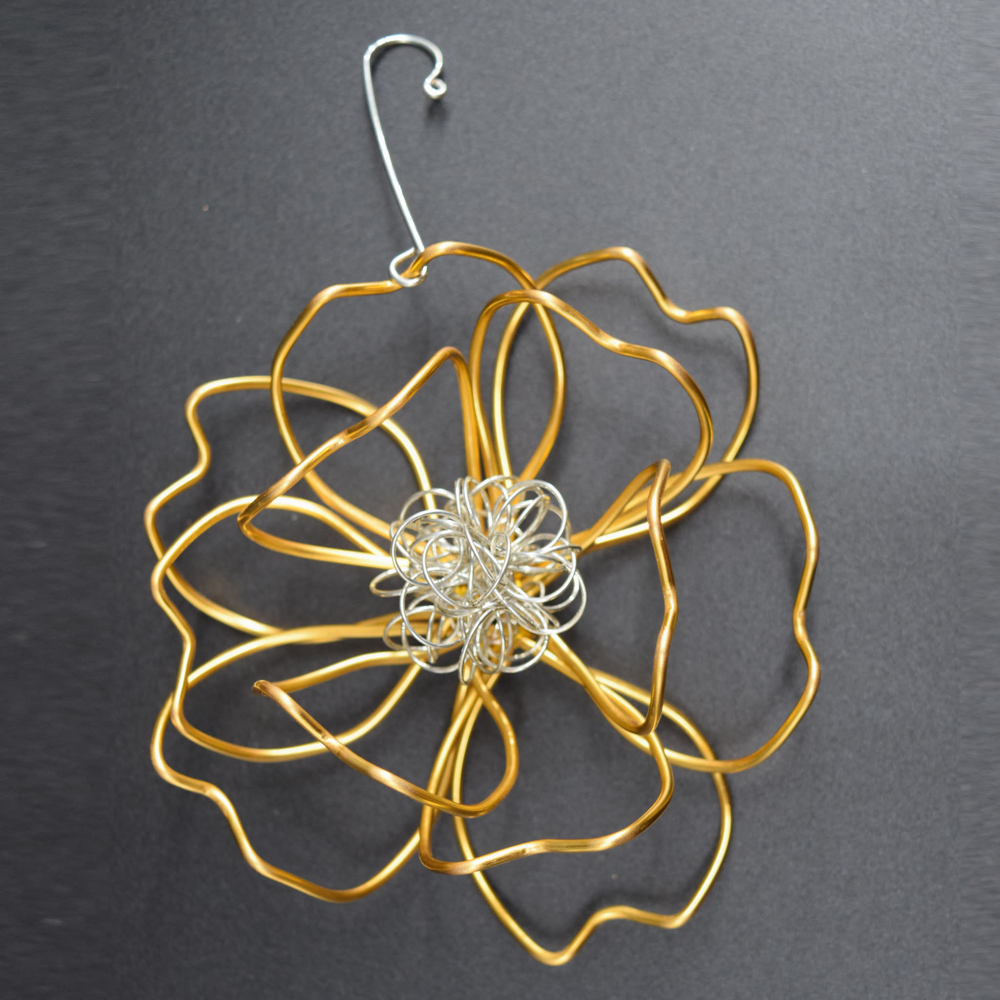 VILLD Magnolia Ornament