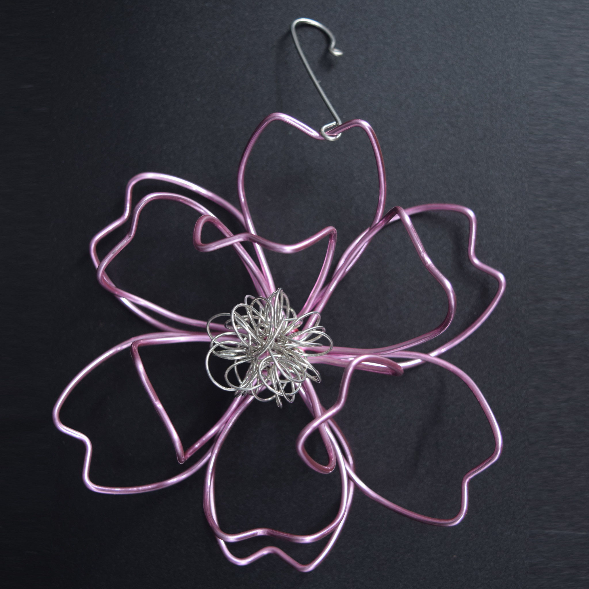 VILLD Magnolia Ornament