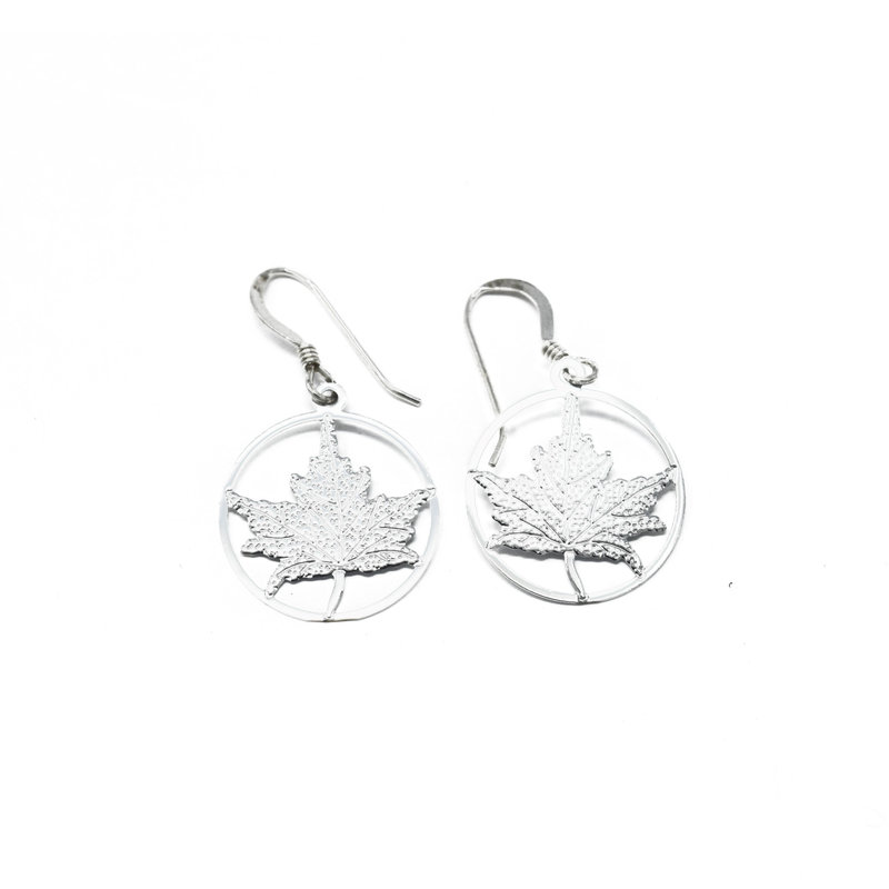 GOOSE Maple Leaf Earring