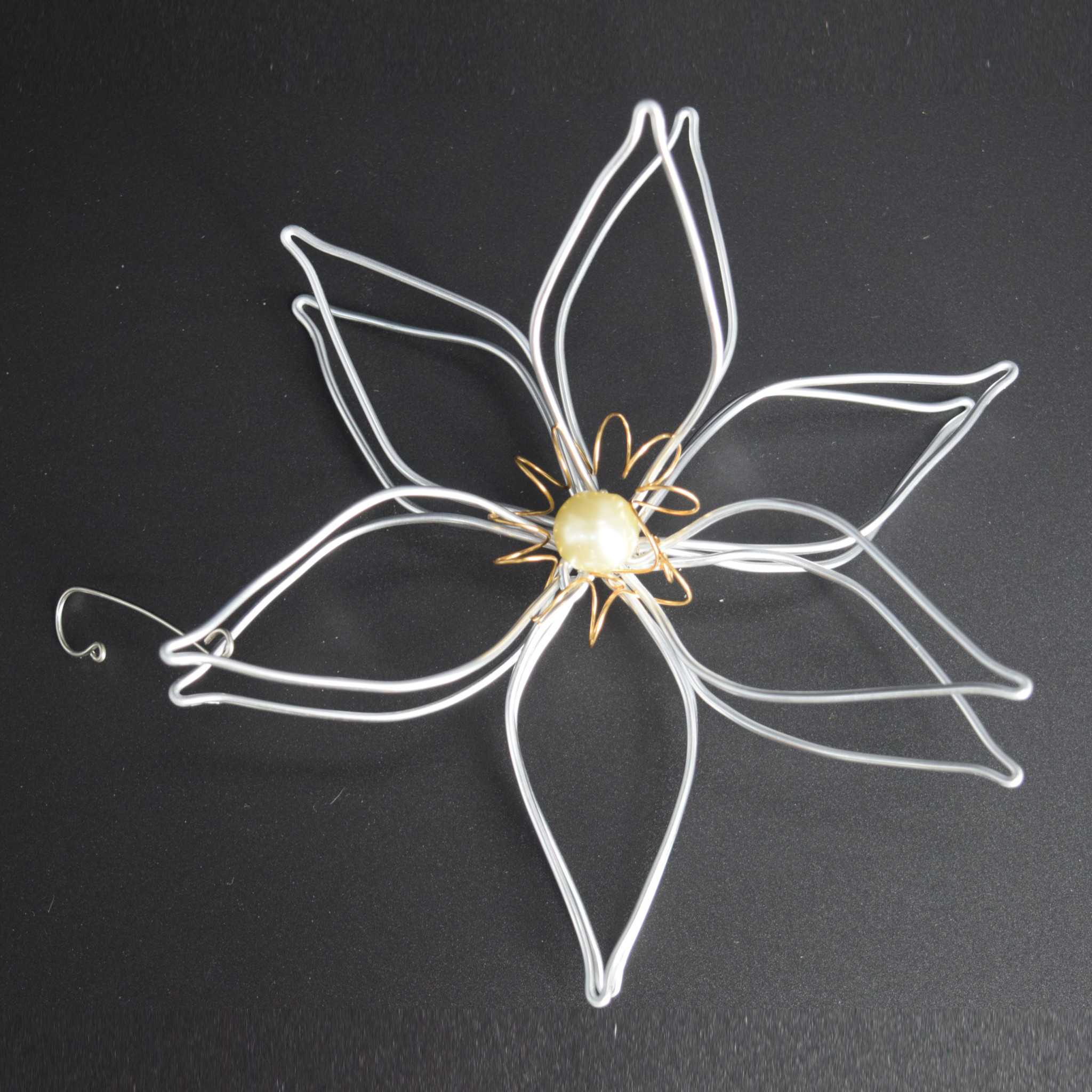 VILLD Poinsettia Ornament