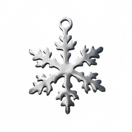 Oak Traditional Snowflake Ornament