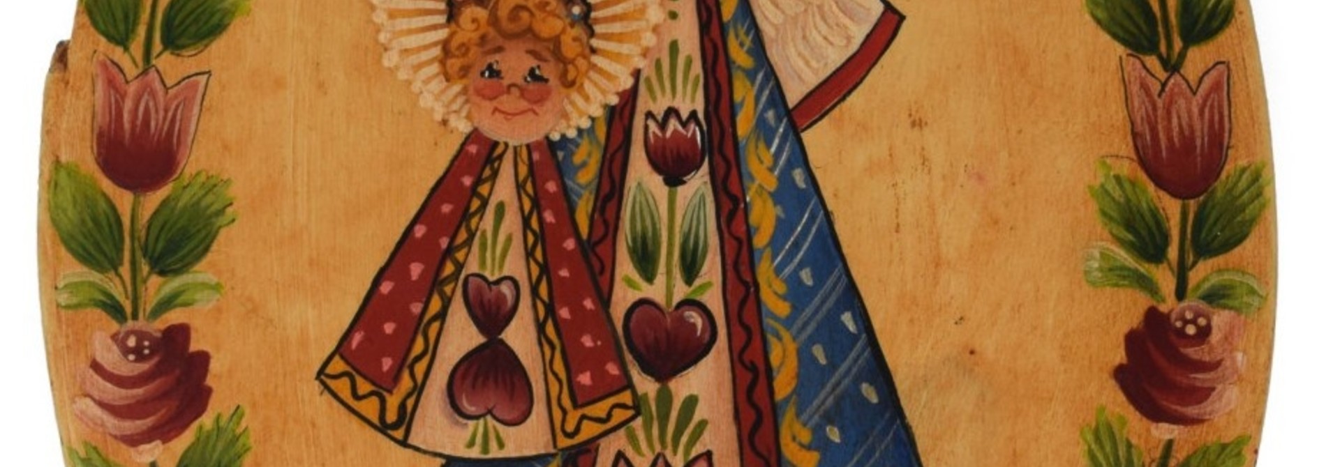 Oval box yellowish white with Mary and Baby Jesus