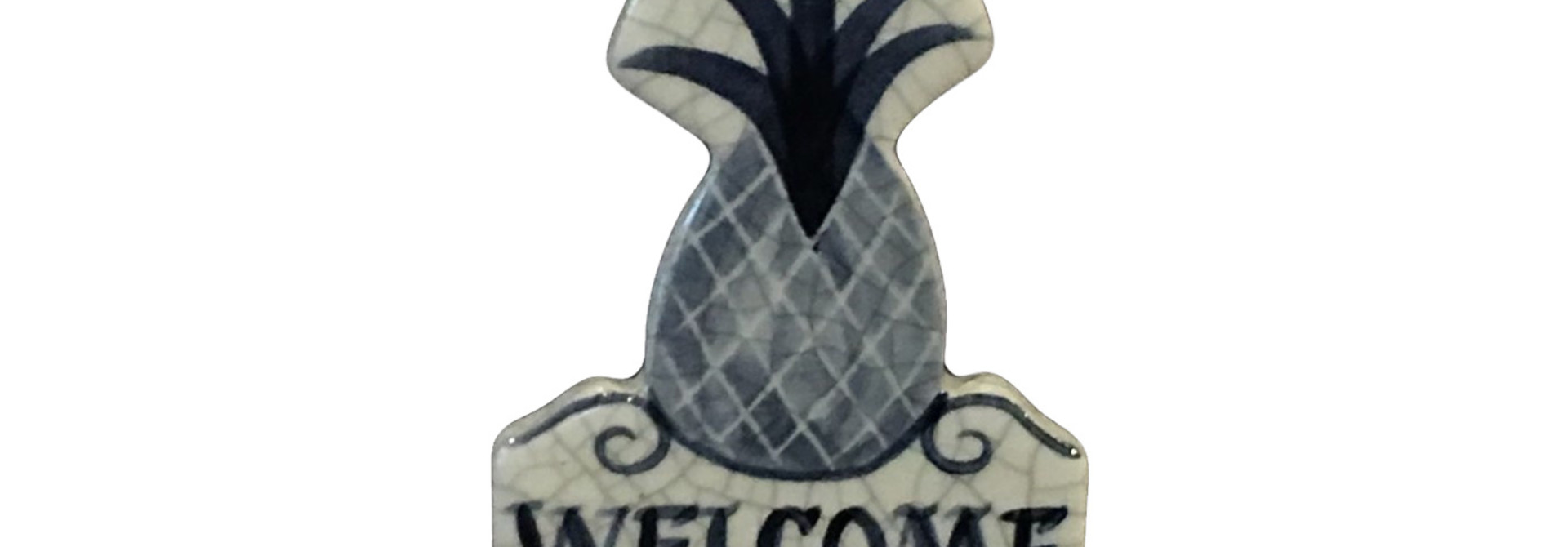 WELCOME PINEAPPLE