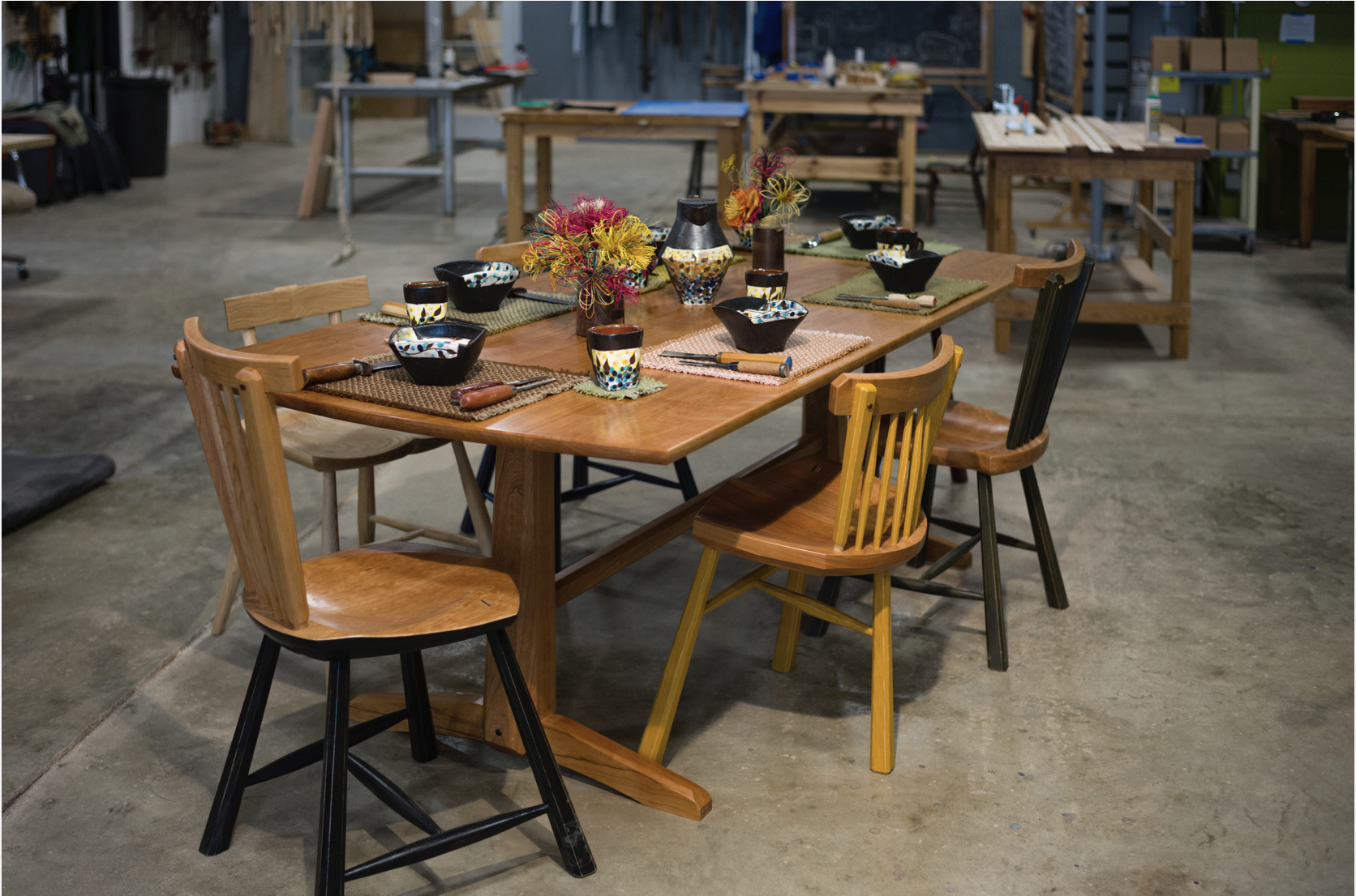 BWOOD People Collection Table