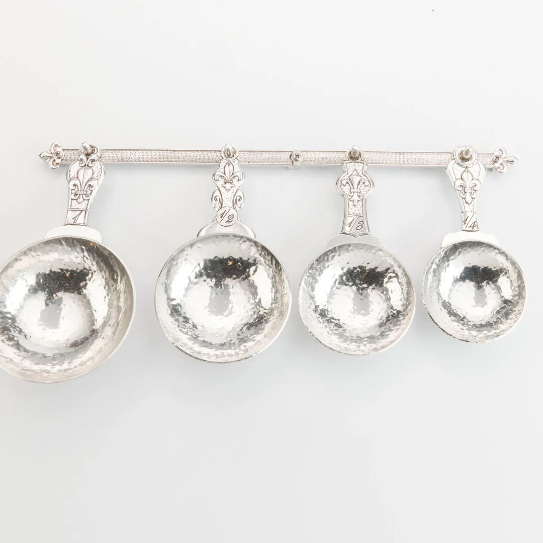 CROSBY Fleur de Lys Measuring Cups w/ Wall Strip