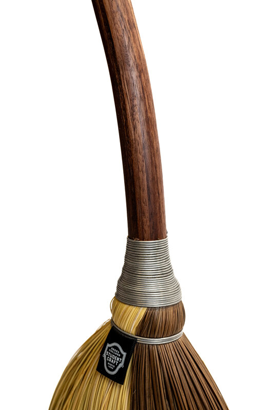 BROOM Squiggle Broom