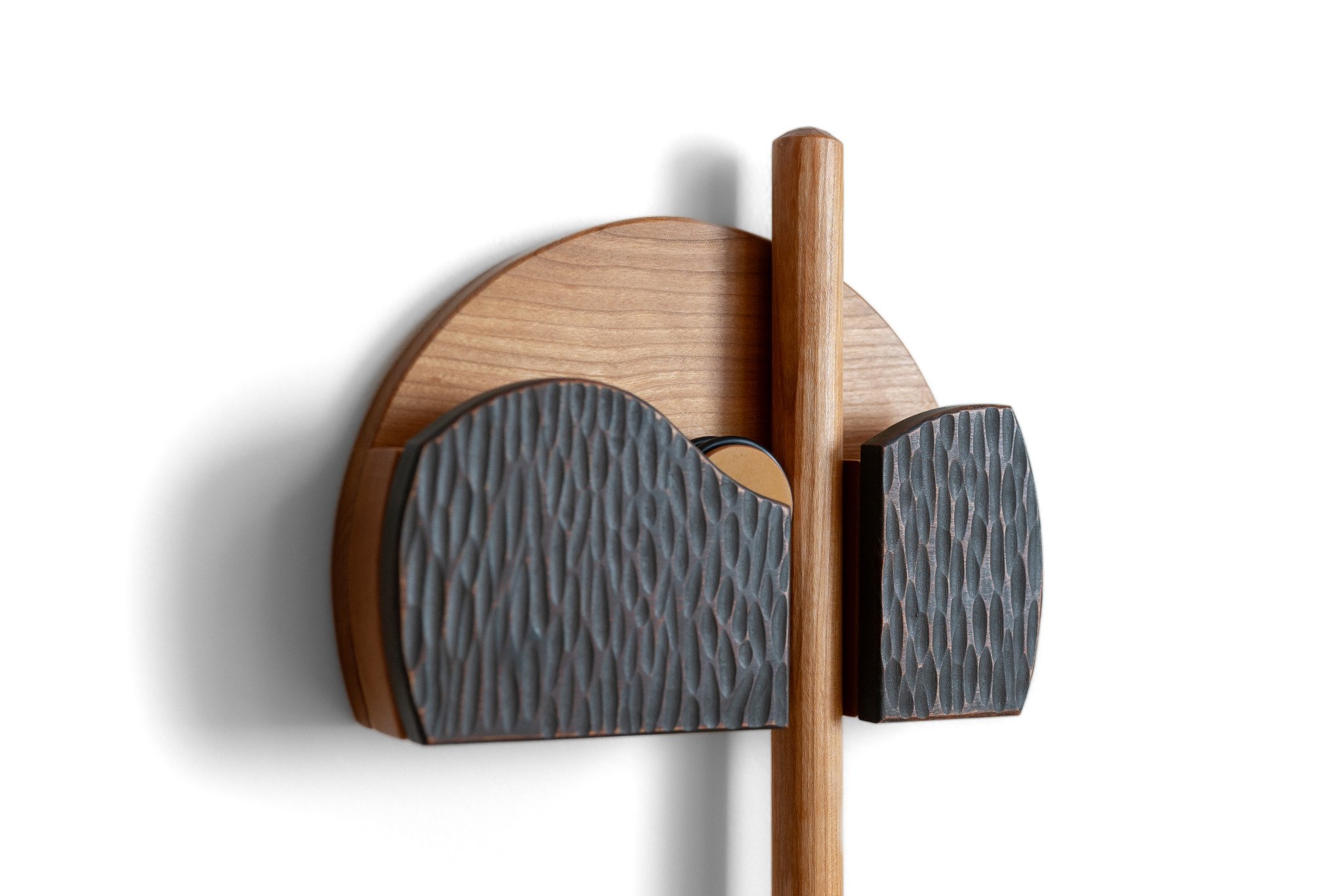 BROOM Sunrise Gravity Hanger, Broom Holder & Cherry Broom Set