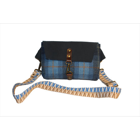 ARTWHM Tweed Crossbody Belt Bag