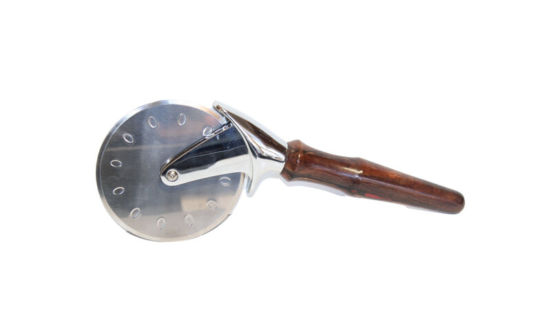 LAYER Pizza Cutter