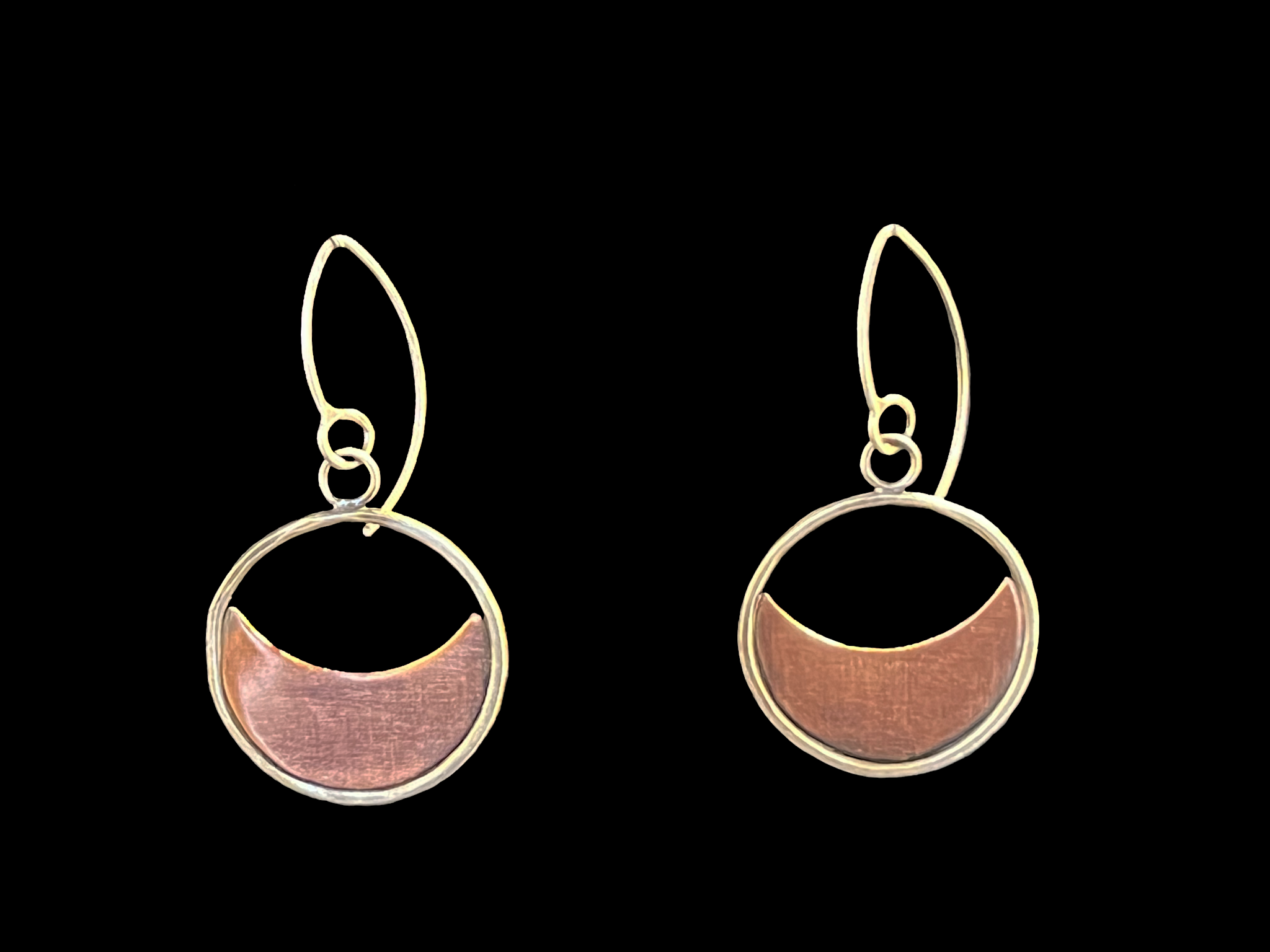 MERRILL Crescent Moon Hoops