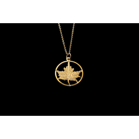 GOOSE Maple Leaf Necklace