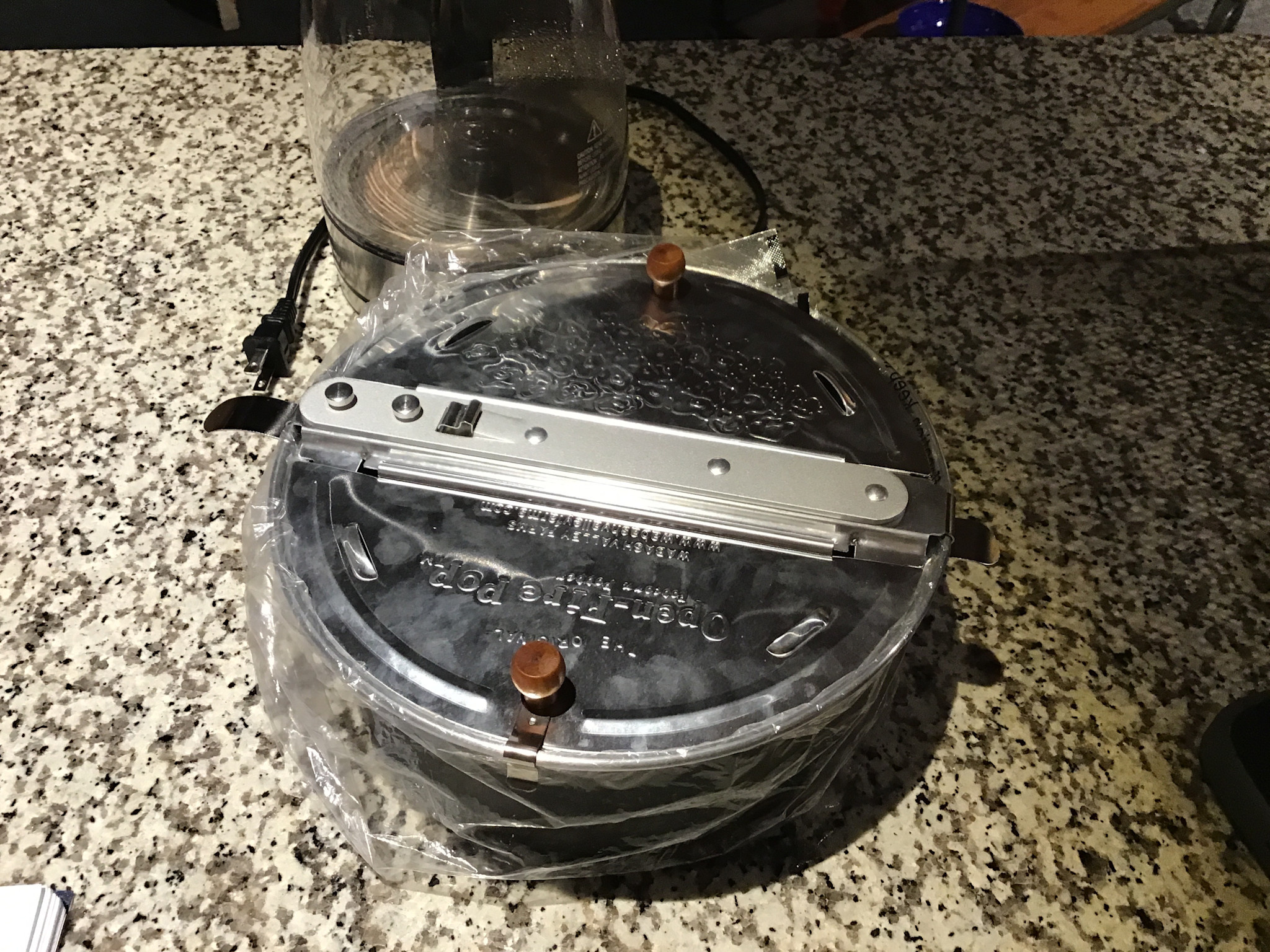 AMISH Open Fire Popcorn Popper