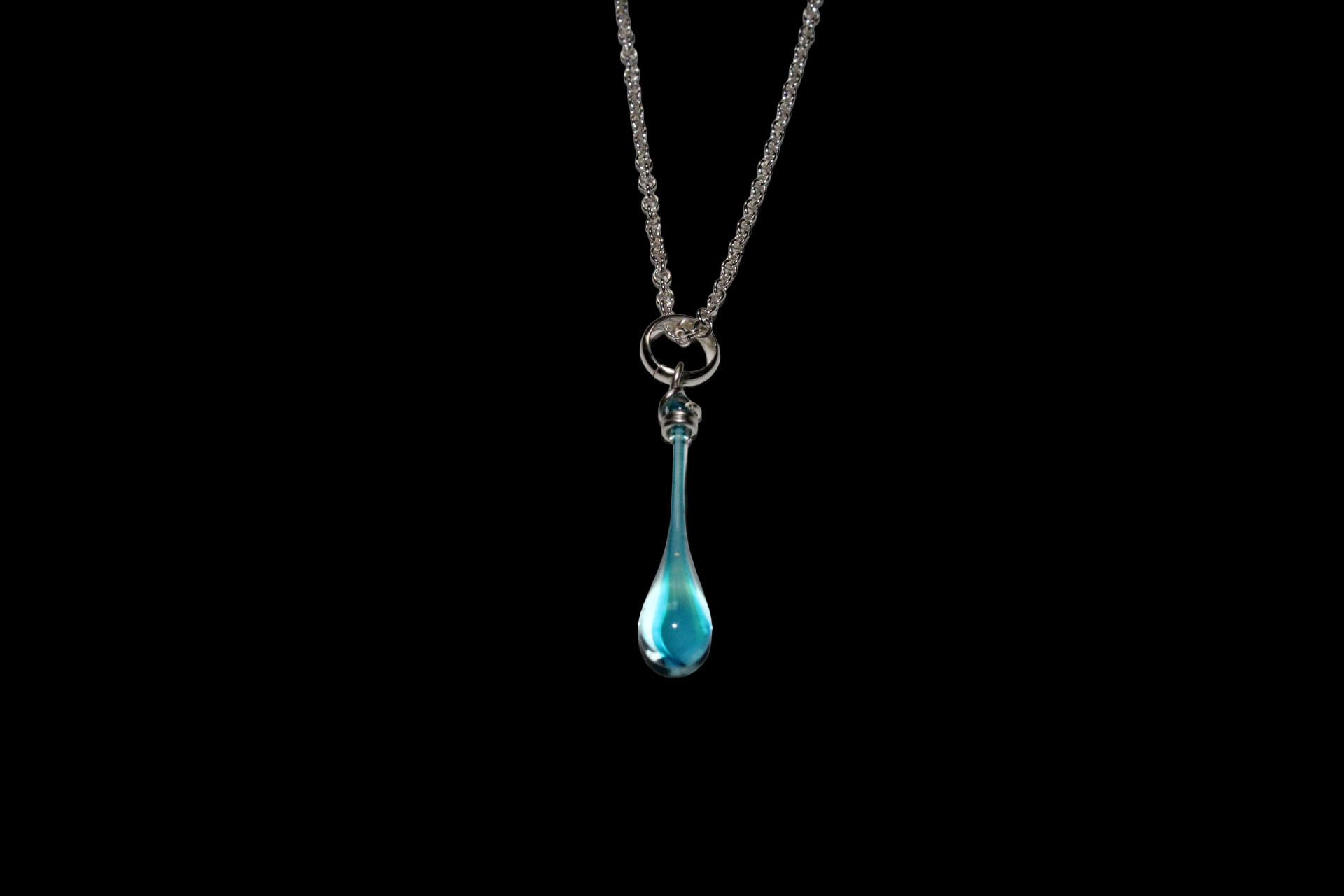SUNDROP Maressa Glass teardrop Pendant Necklace - Aqua Tornado