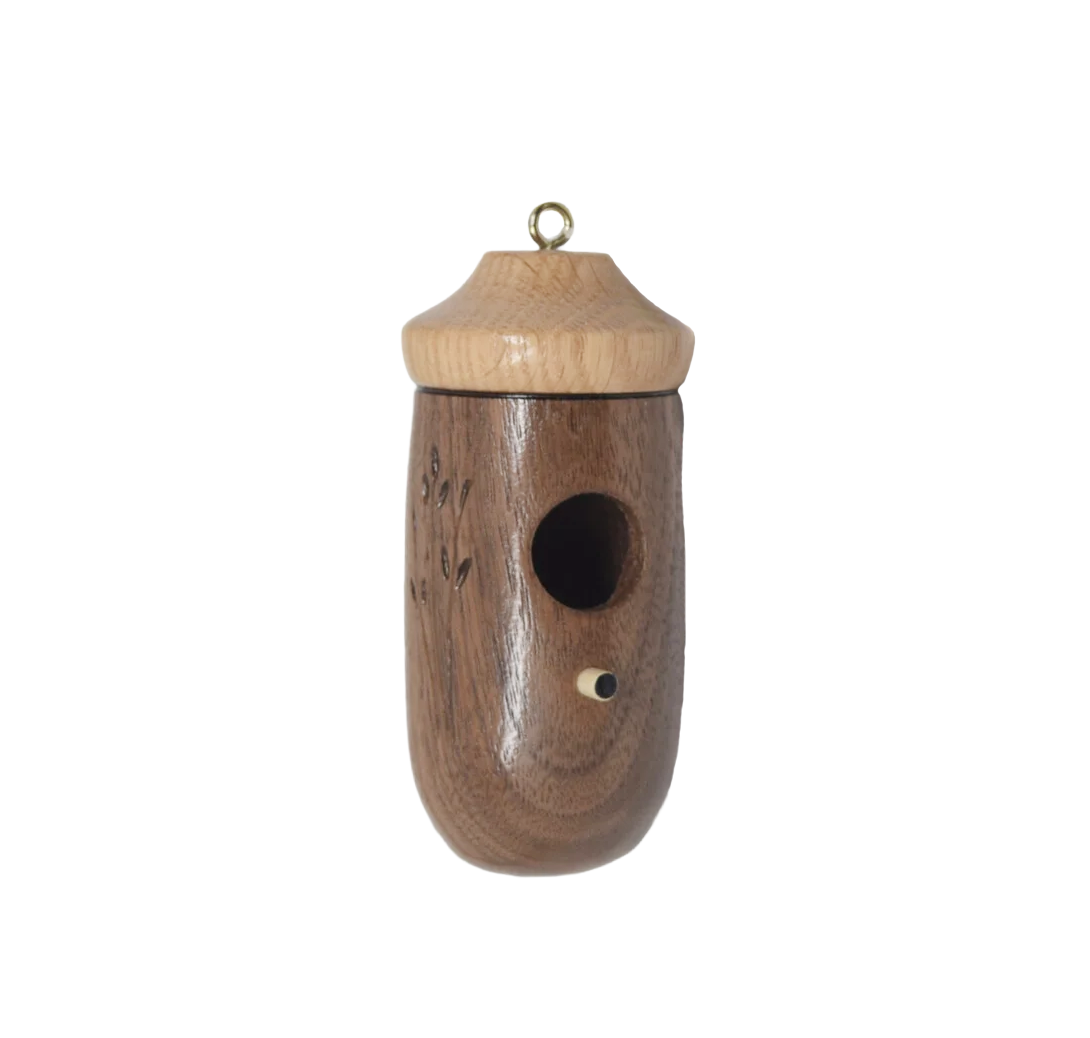 VILL Hummingbird House