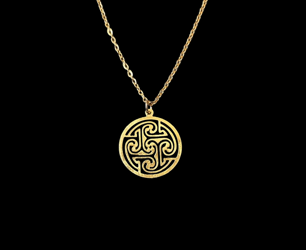 GOOSE Celtic Circle Necklace