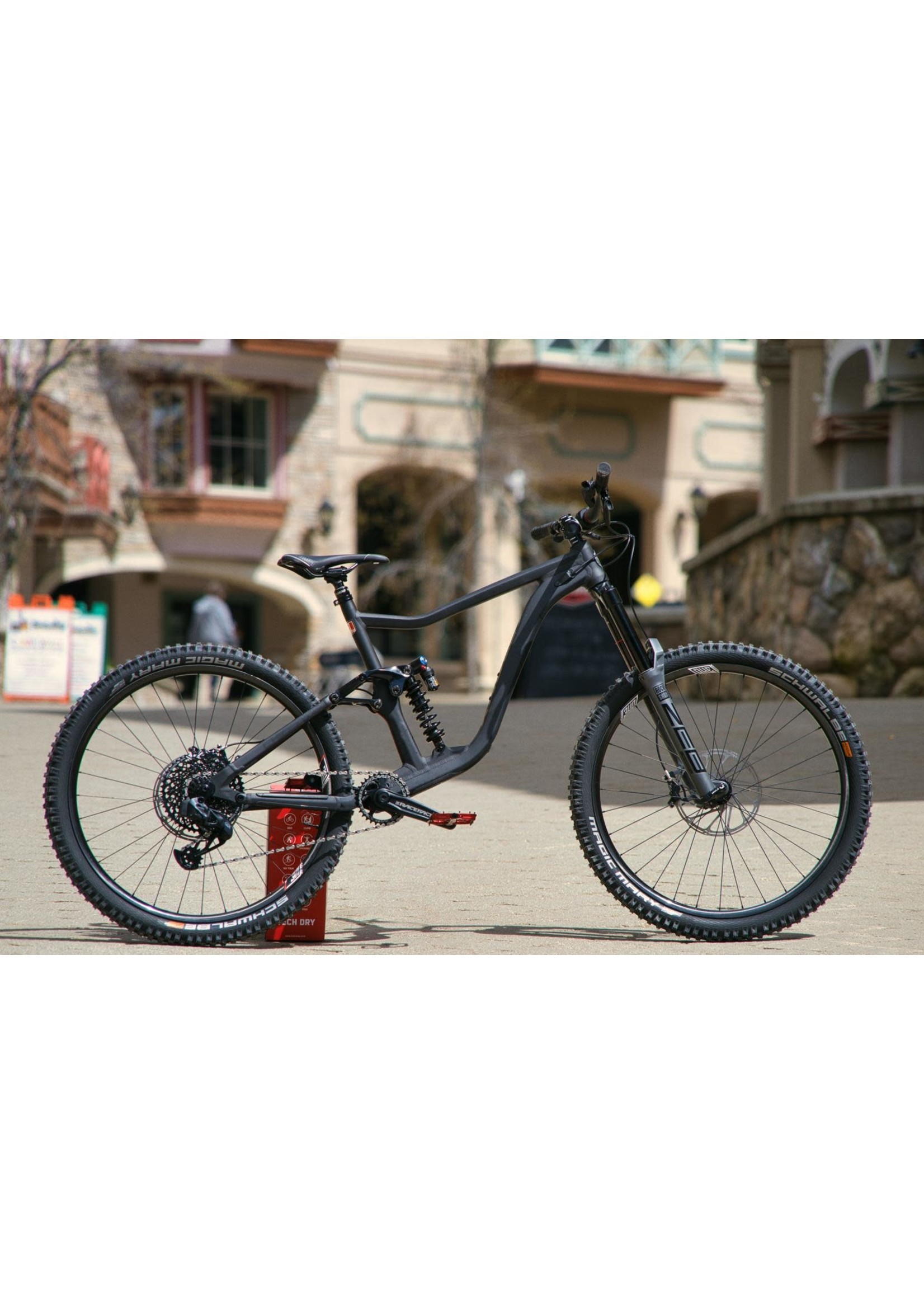 Knolly NEW! Custom Enduro Bike Chilcotin 29"