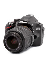 Nikon Nikon D3200 Digital SLR w/18-55mm VR Lens Semester Rental