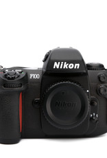 Nikon Nikon F100 Professional 35mm SLR Camera Body