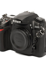 Nikon Nikon D200 w/ 18-55mm Digital SLR camera body