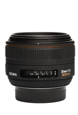 Sigma Sigma 30mm f/1.4 EX DC HSM Lens for Nikon DX