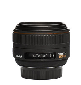 Sigma Sigma 30mm f/1.4 EX DC HSM Lens for Nikon DX