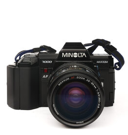 Minolta Minolta Maxxum 7000 35mm SLR Camera w/28-85mm lens *Mint*