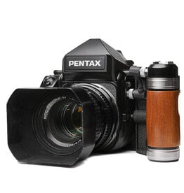 Pentax Pentax 67 II Medium Format Camera w/105mm F/2.4 & Wood Handle