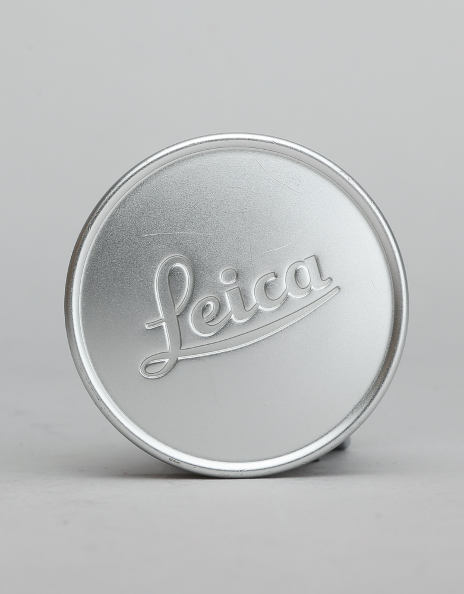 Leica Leica Super Angulon 21mm F/4 Wetzlar w/ IWKOO Hood & Cracked Viewfinder