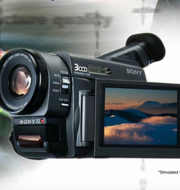 Sony Sony DSR-PD100 DVCAM 3 CCD Mini DV Camcorder