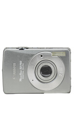 Canon Canon PowerShot SD750 7.1 MP Digital Elph Camera