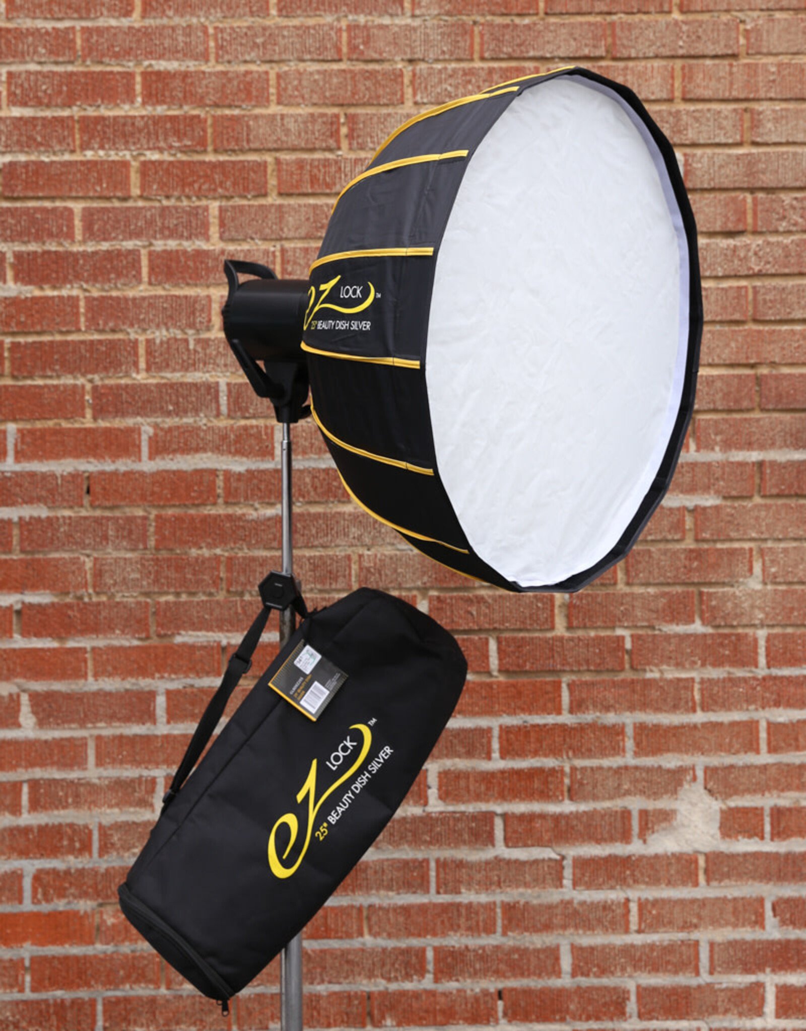 Westcott Glow EZ Lock Collapsible Silver Beauty Dish (25")