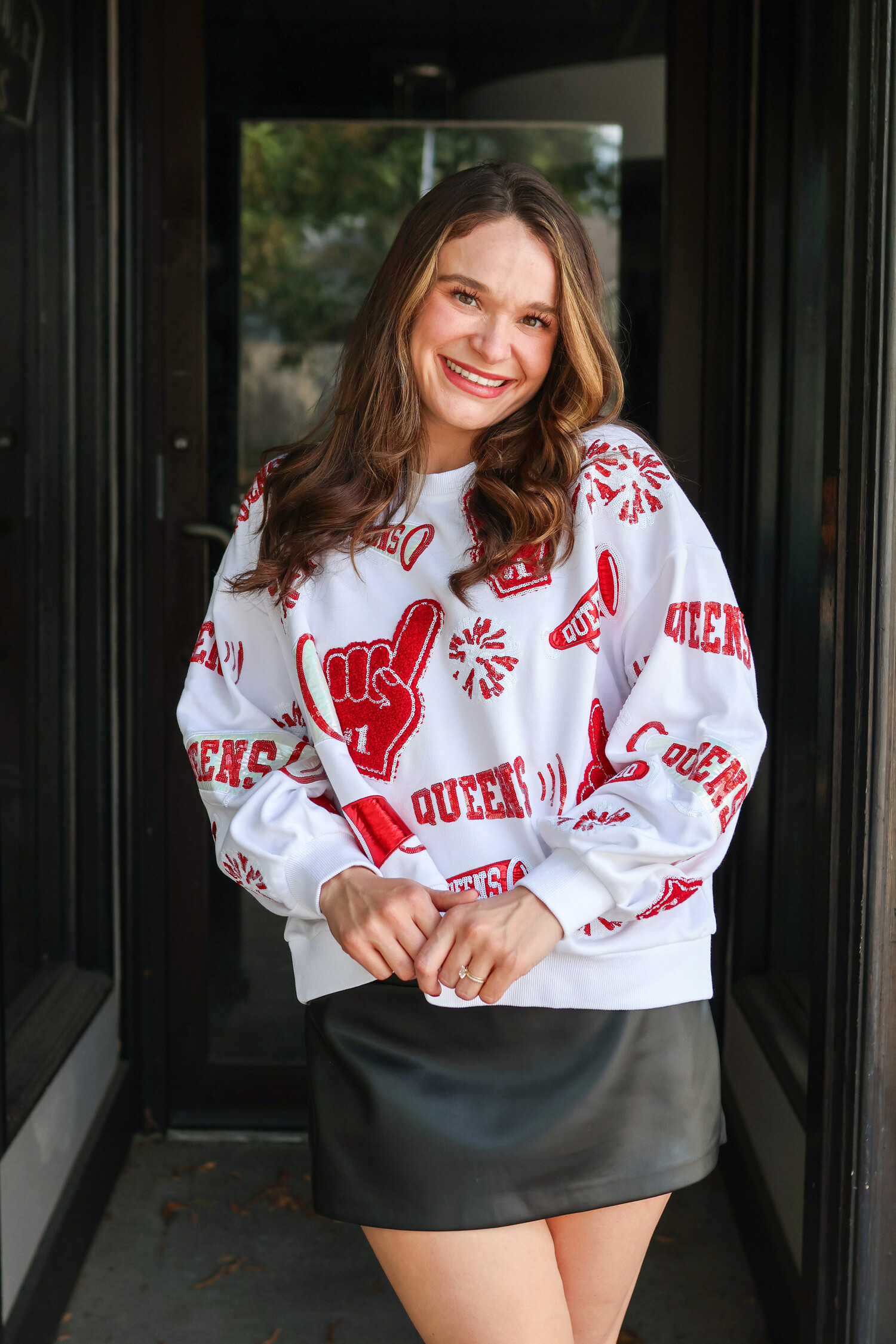 Cheers Icon Sweatshirt - Tulips in Little Rock