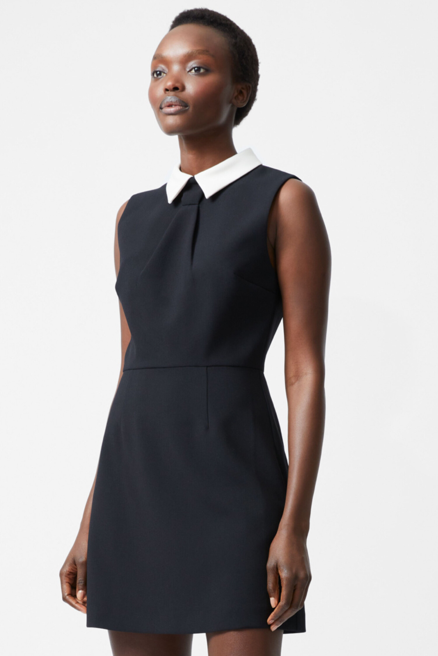 Gemma Sleeveless Dress Tulips in Little Rock