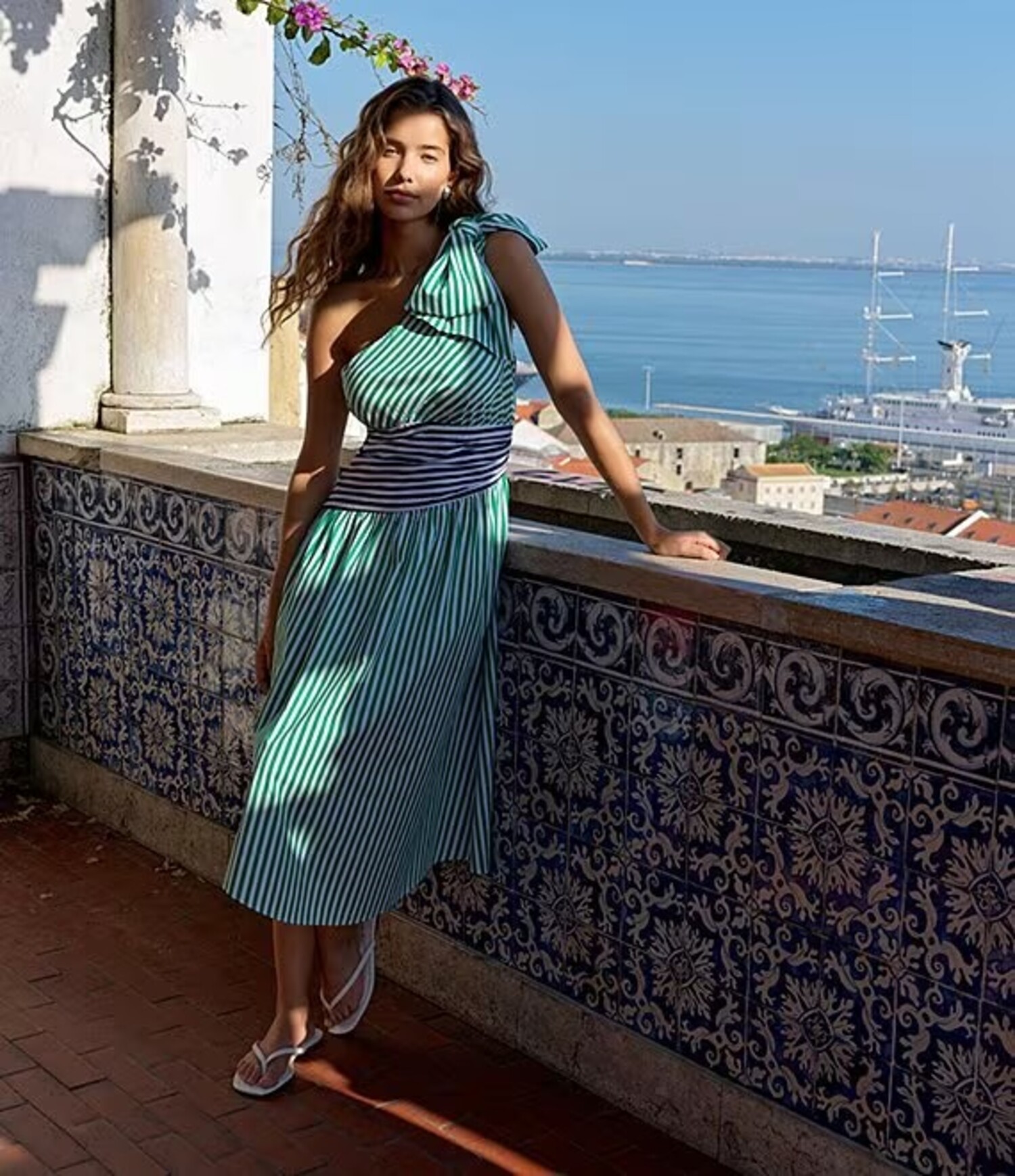 ワンピース Dress Alexis M size Dress Alexis M size