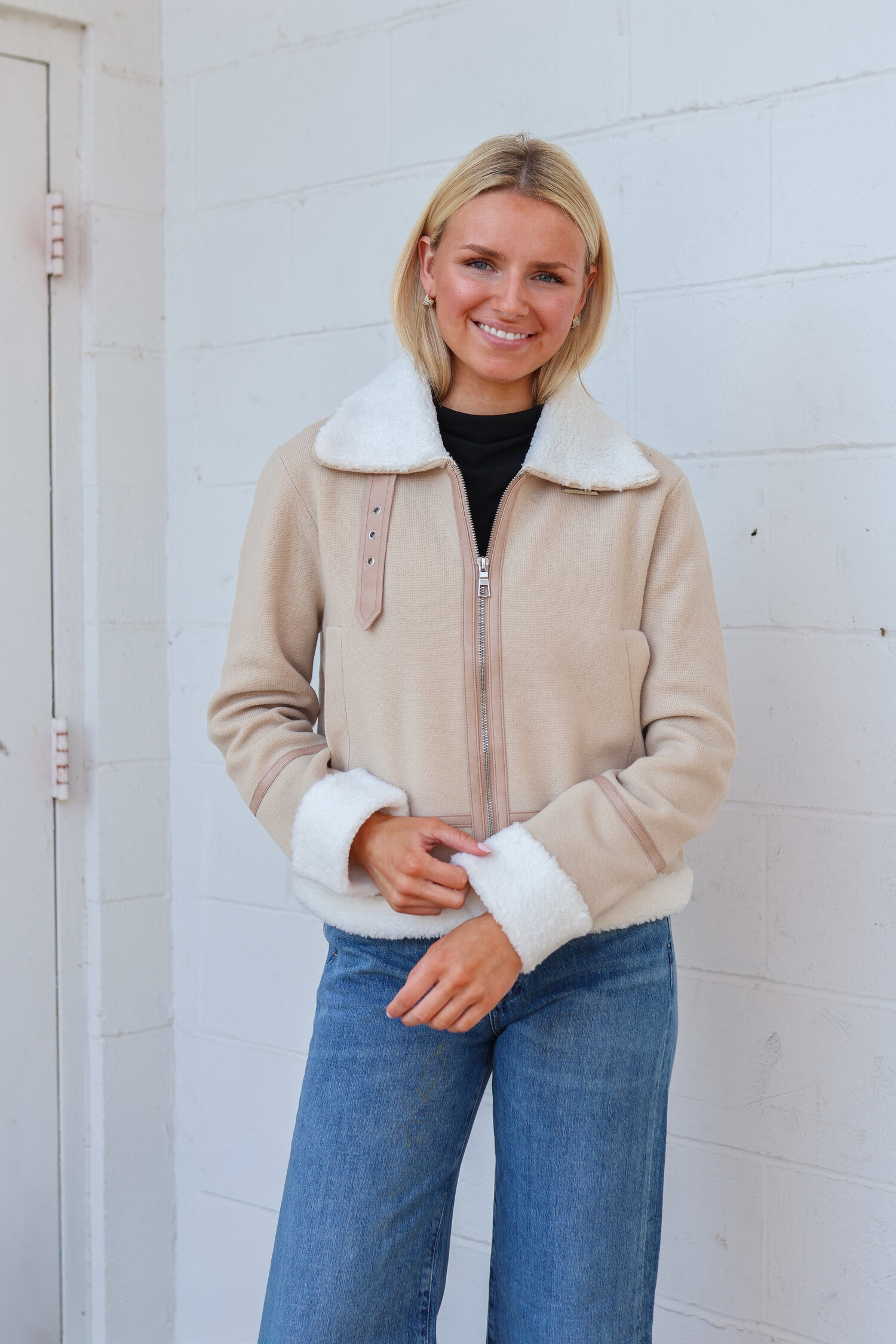 The Motto Jacket - Tulips in Little Rock