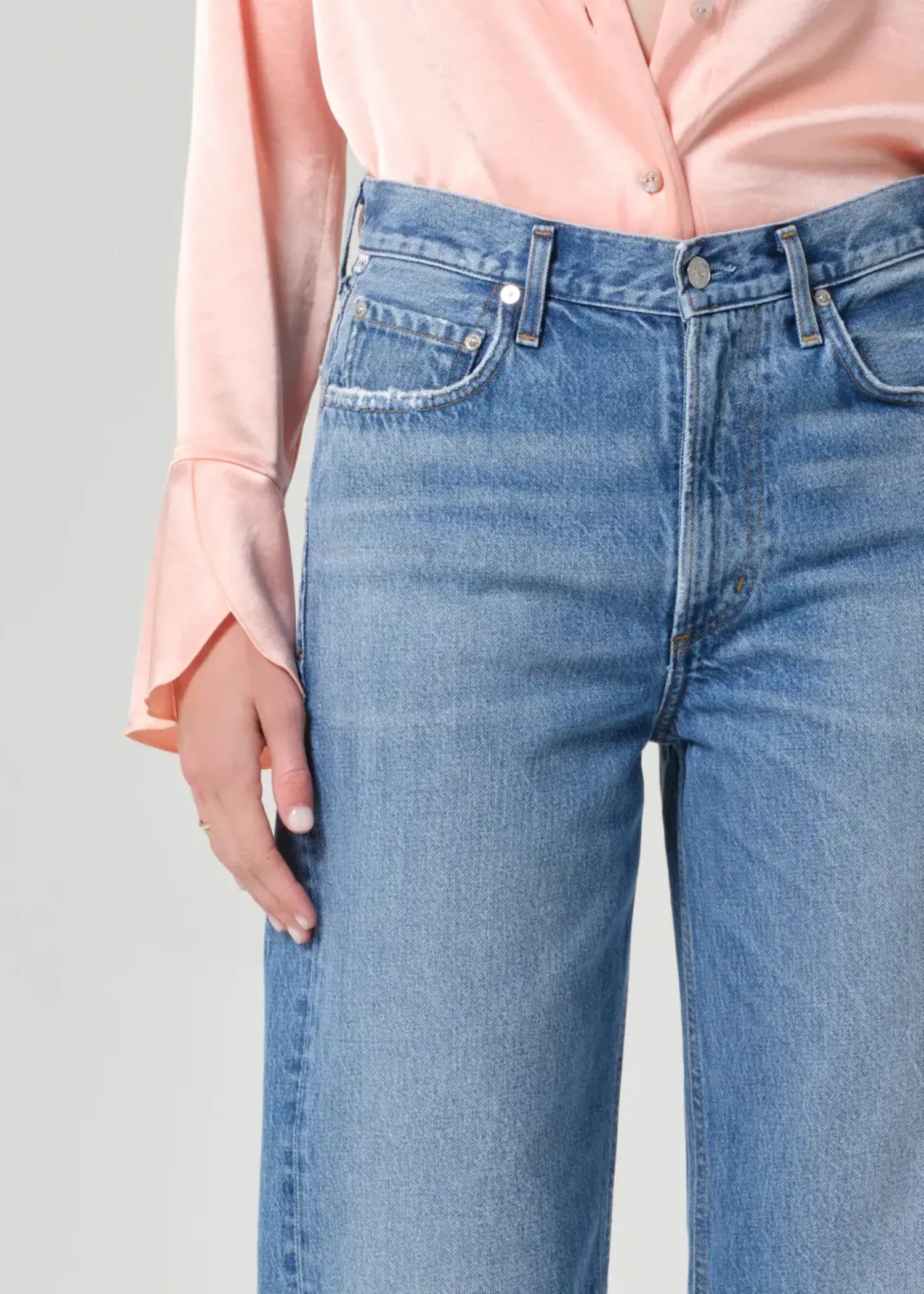 Miro Relaxed Jeans - Tulips in Little Rock